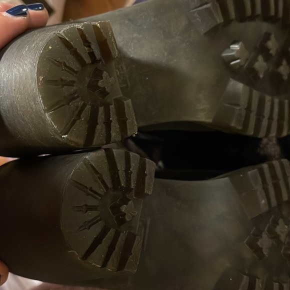 DR Martens, The original, Magdalena, Black Leather, Chelsea Ankle Boot. - Picture 10 of 11